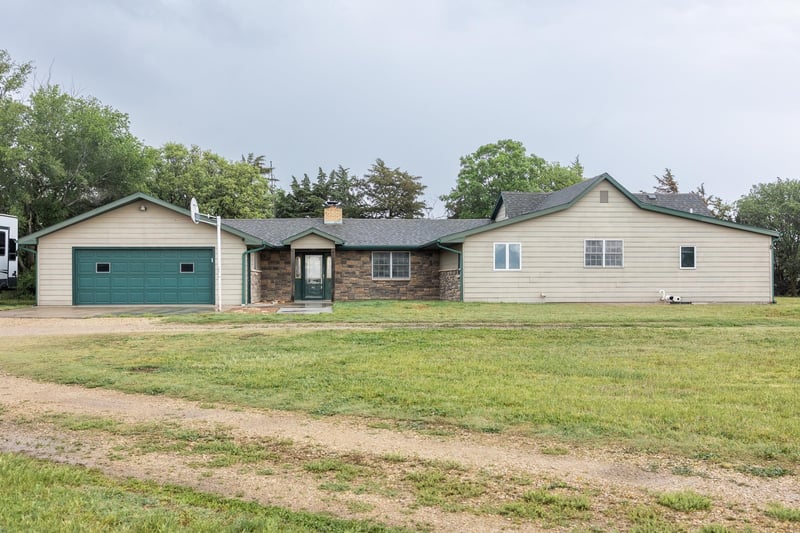 1150 Treaty Rd, Delphos, KS 67436