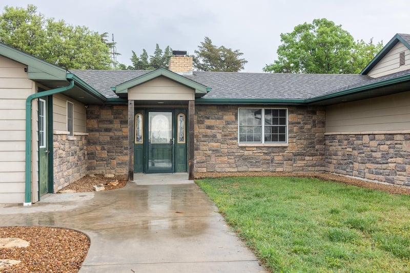 1150 Treaty Rd, Delphos, KS 67436