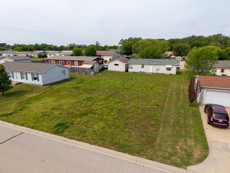 5413 S Vine, Wichita, KS 67217