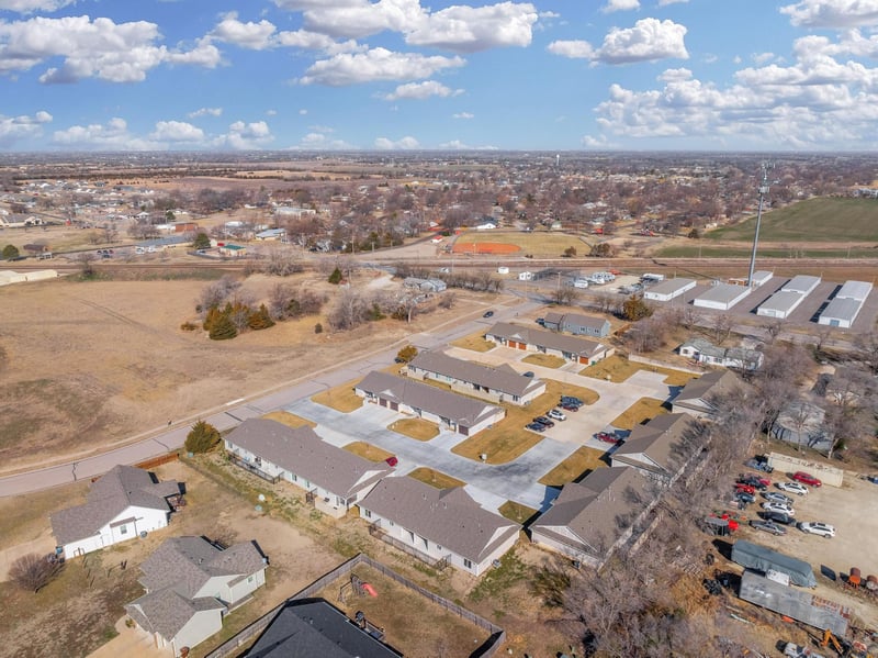 320 Warren , Rose Hill, KS 67133