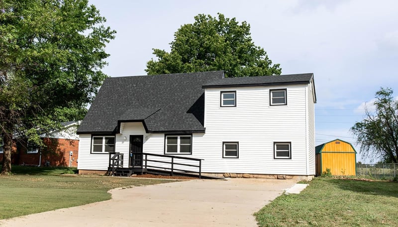 14 Woodland , Augusta, KS 67010
