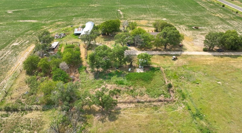 1501 101st St N, Valley Center, KS 67147
