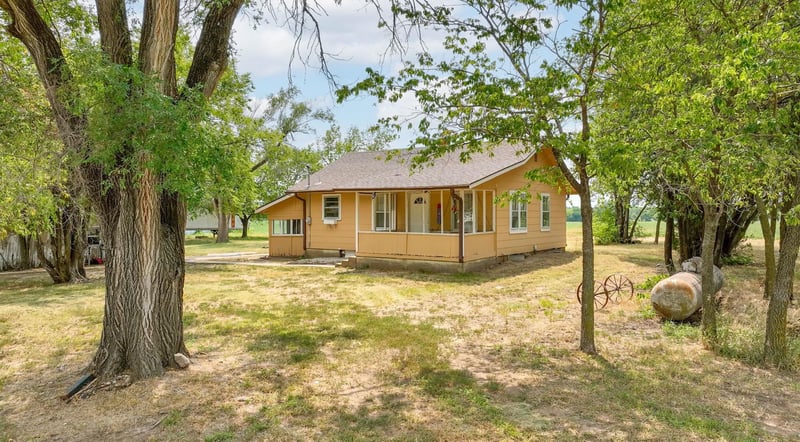 1501 101st St N, Valley Center, KS 67147