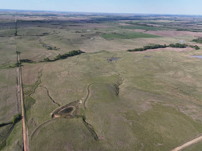2801 Eagle Rd, Miltonvale, KS 67466