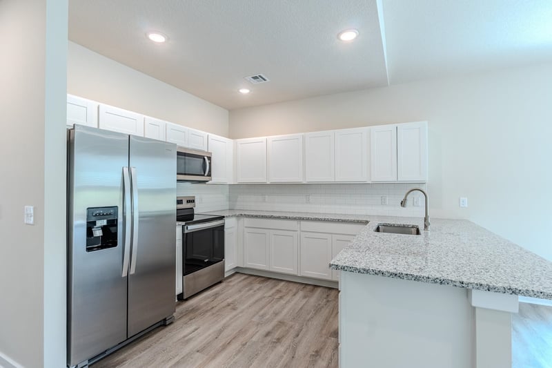 4913 Spruce , Wichita, KS 67219