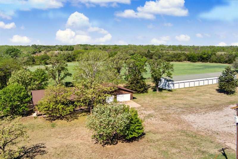 1956 Highway 141 , Marquette, KS 67464