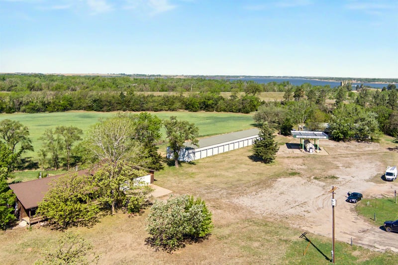 1956 Highway 141 , Marquette, KS 67464