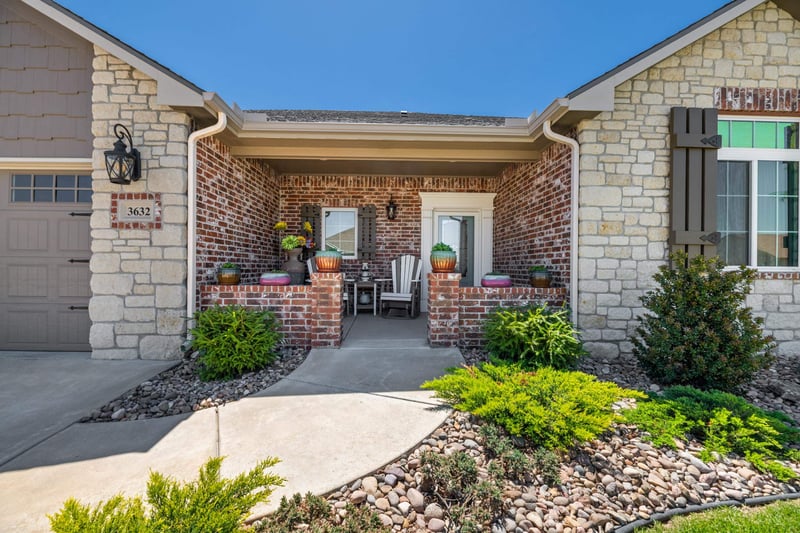 3632 N Lakeway Ct, Wichita, KS 67205