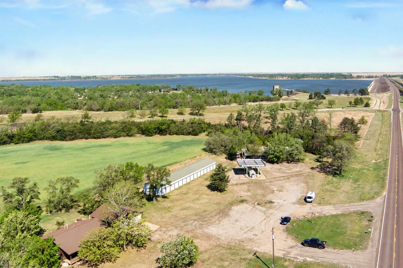 1956 Highway 141 , Marquette, KS 67464