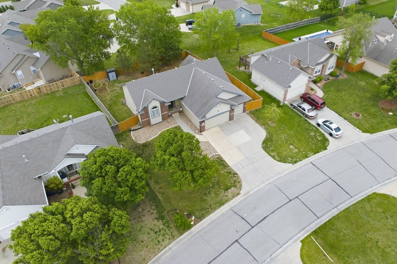 1024 N Crest St, Wichita, KS 67206