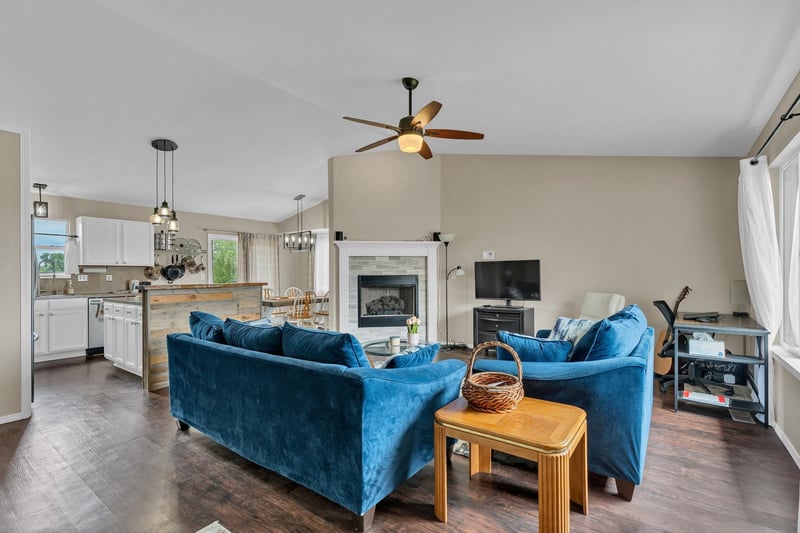 6975 N Wendell St, Park City, KS 67219