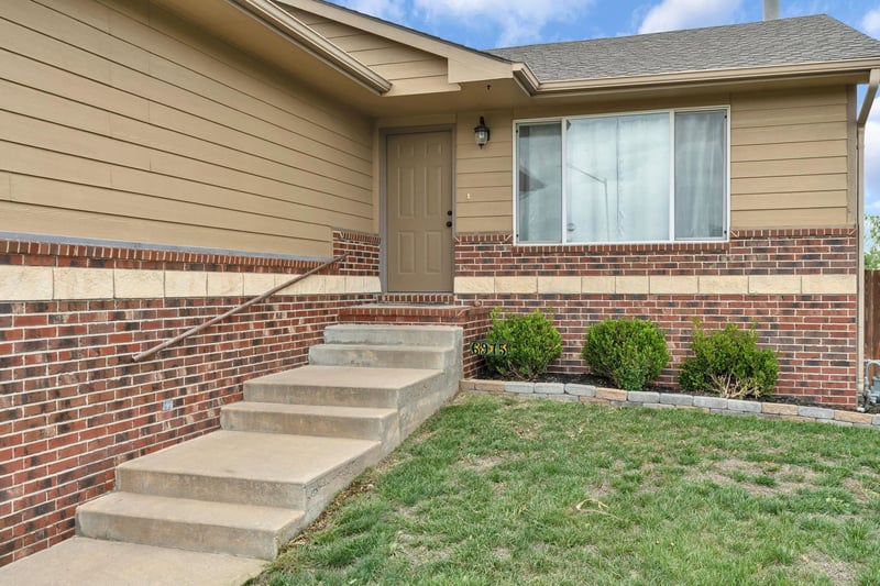6975 N Wendell St, Park City, KS 67219