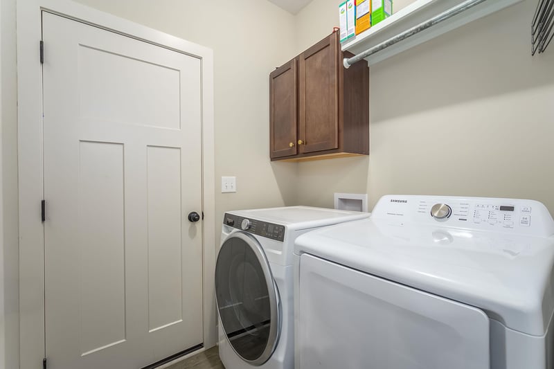 5304 46th St S, Wichita, KS 67215-5201