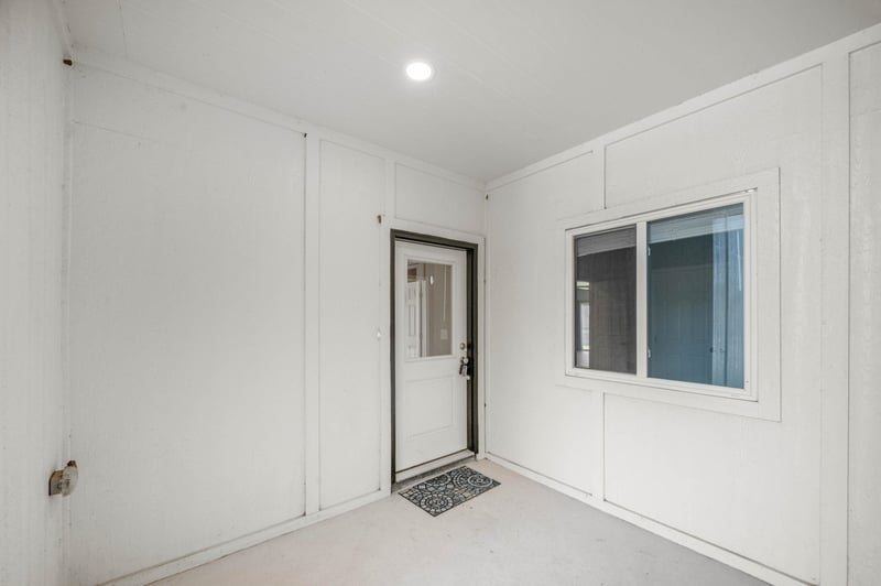 5287 Toben , Bel Aire, KS 67226