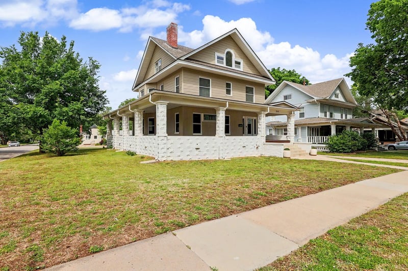 355 S Clifton, Wichita, KS 67218