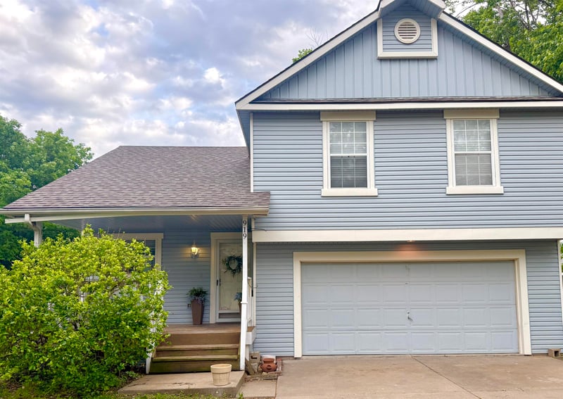 919 W Cedarwood Ct, Andover, KS 67002
