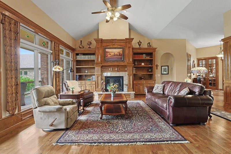226 Prairie Point Ct, Andover, KS 67002
