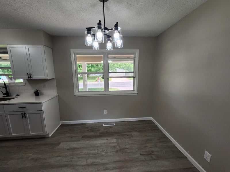 2417 N Battin Ave, Wichita, KS 67220
