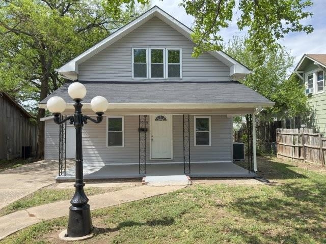 1018 N Jefferson Ave, Wellington, KS 67152