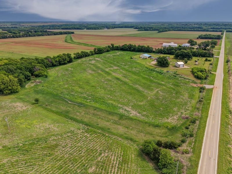 212th, Winfield, KS 67156