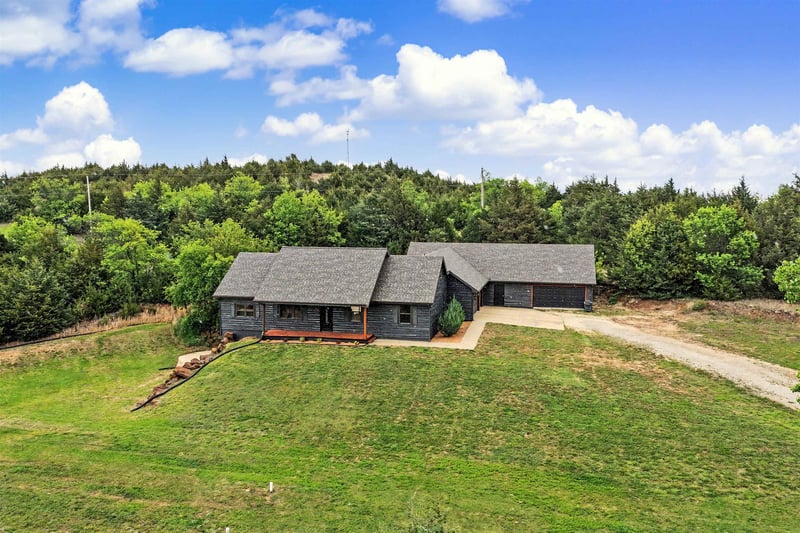 80 Ash , Bennington, KS 67422