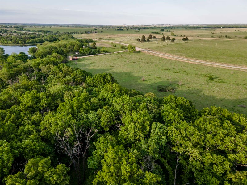 301 1st , Longton, KS 67352