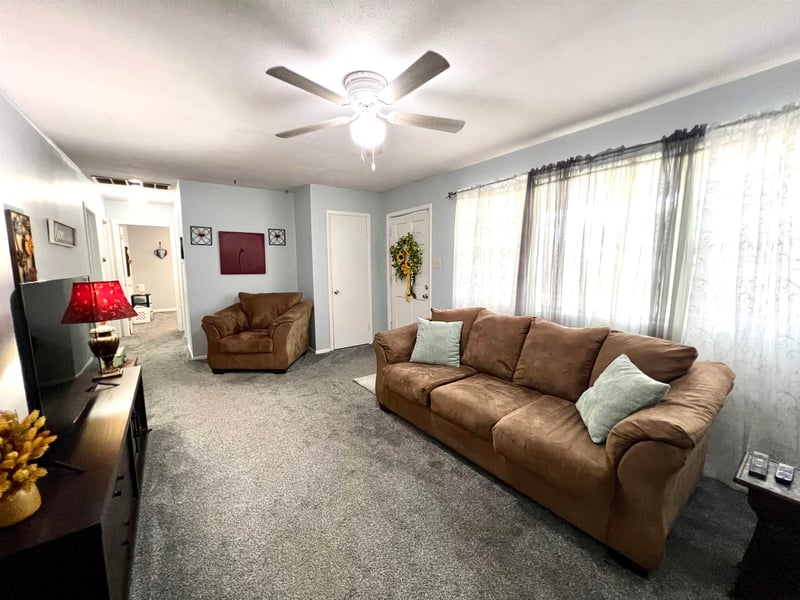236 Random Rd, Arkansas City, KS 67005