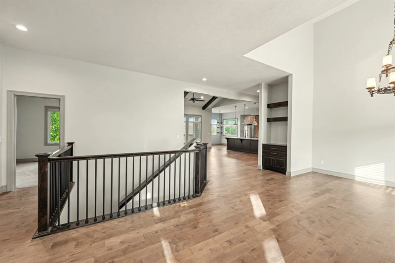 1825 Overlook Dr, Salina, KS 67401