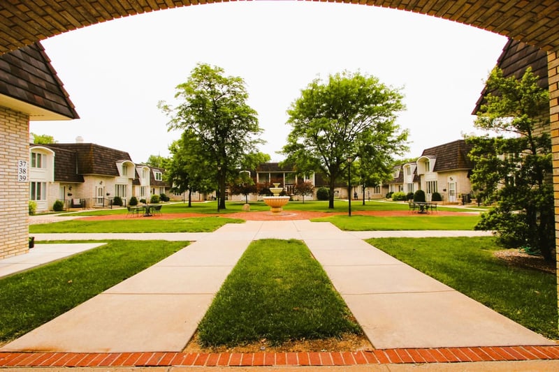 7077 E Central Ave #4, Wichita, KS 67206