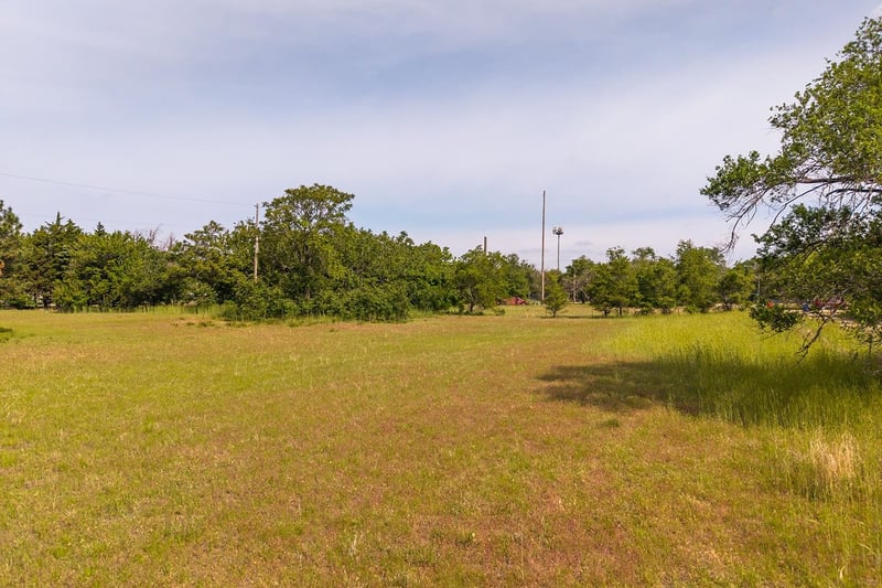5922 W Taft, Wichita, KS 67209