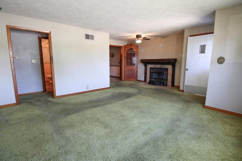 644 Mcadams Rd, Salina, KS 67401