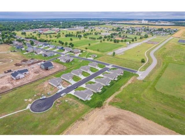1245 Park Glen Ct, Clearwater, KS 67026