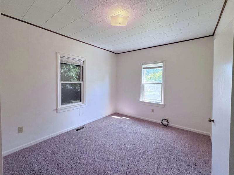 1316 9 Th , Arkansas City, KS 67005