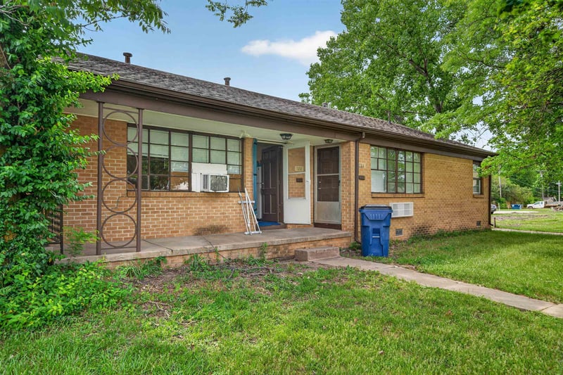 718 Hunter , Wichita, KS 67217