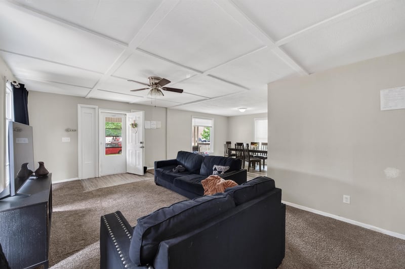 1423 Market , Wichita, KS 67211