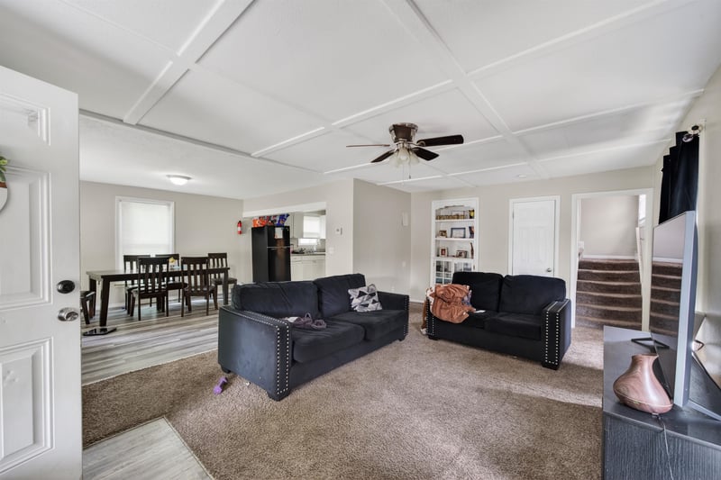 1423 Market , Wichita, KS 67211