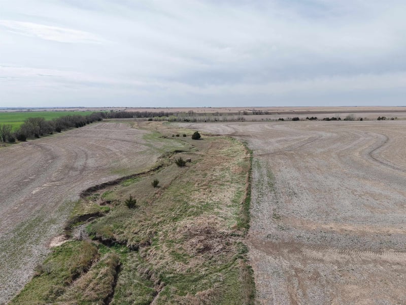 00000 Dove Rd, Solomon, KS 67480