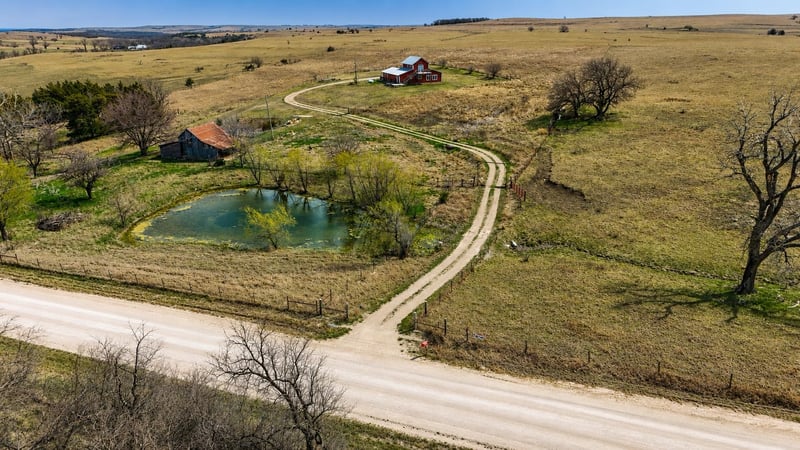 33225 Wabaunsee , Alma, KS 66401