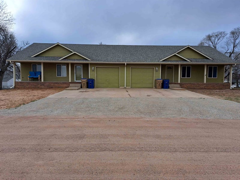 235 Wood Ave, Clearwater, KS 67026