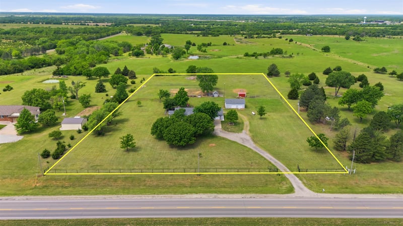 2849 SW Ohio Street Rd, El Dorado, KS 67042