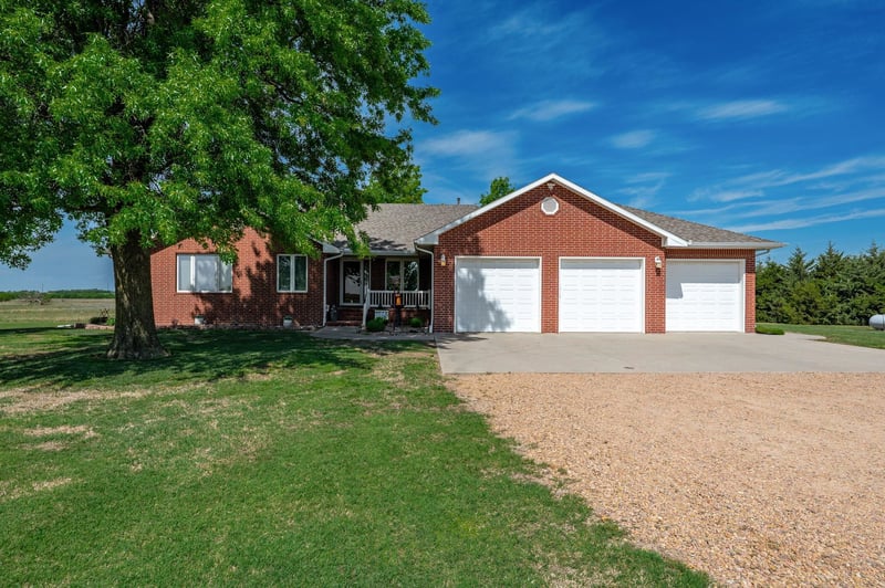 125 N 263rd, Garden Plain, KS 67050