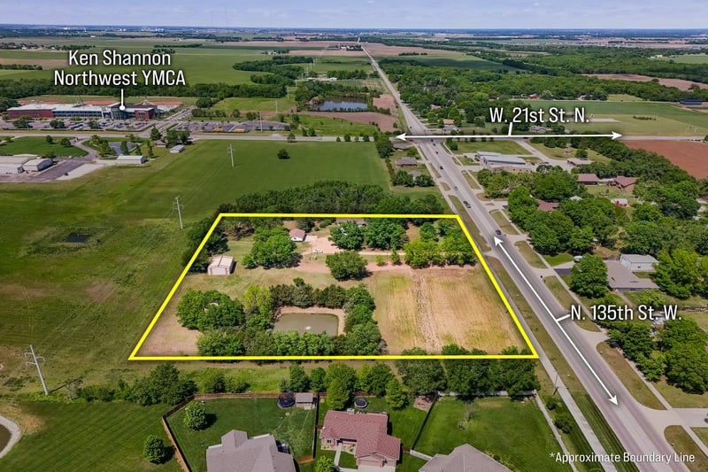 2107 N 135th, Wichita, KS 67235