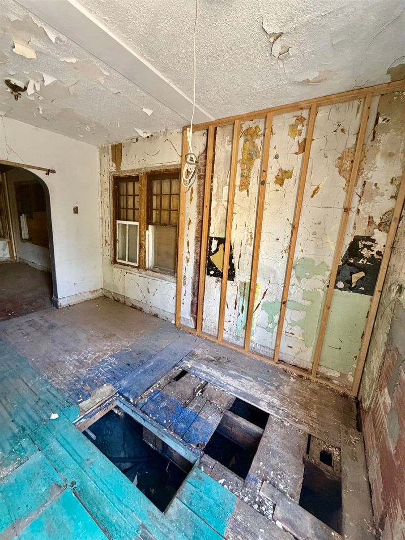 442 Minnesota , Wichita, KS 67214