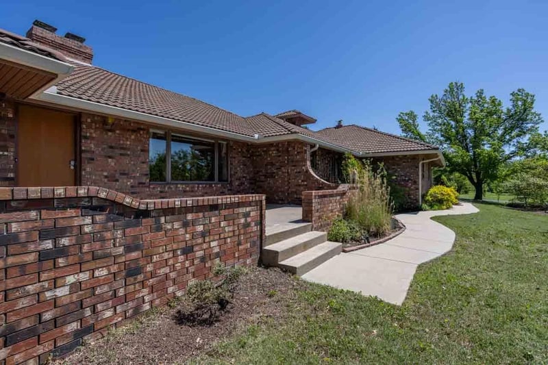 12400 Lynne , Wichita, KS 67207
