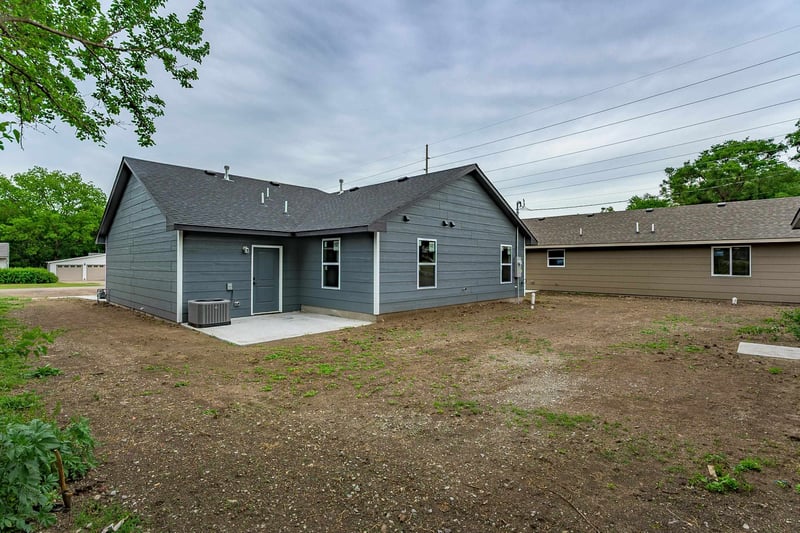 703 N Washington St, El Dorado, KS 67042