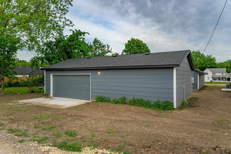 703 N Washington St, El Dorado, KS 67042