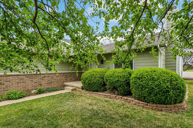 10414 W Haskell St, Wichita, KS 67209