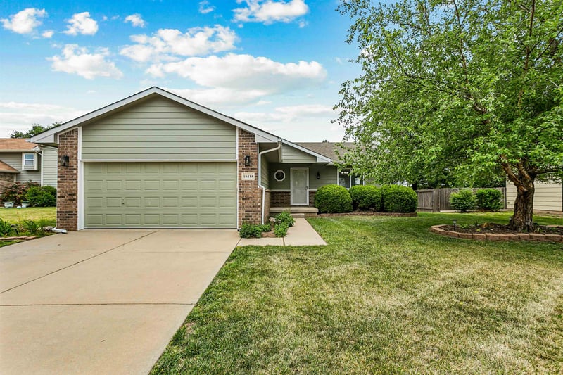 10414 W Haskell St, Wichita, KS 67209