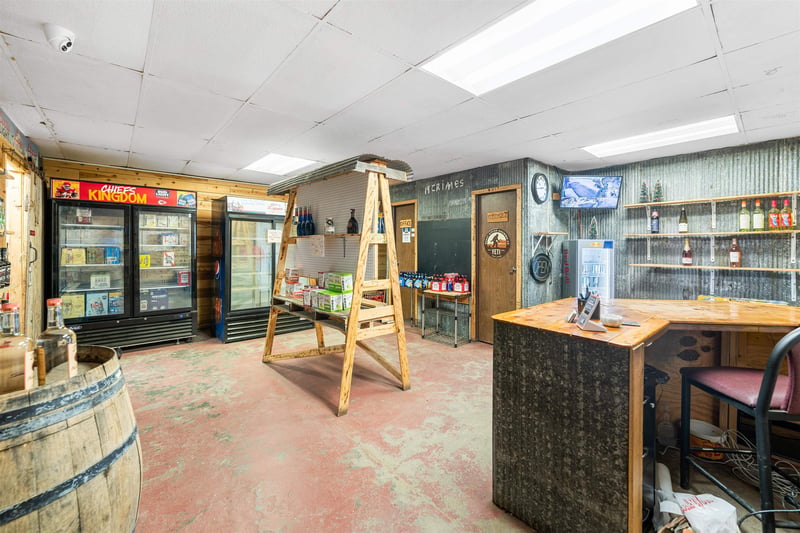 11989 Old Hwy 40, Brookville, KS 67425