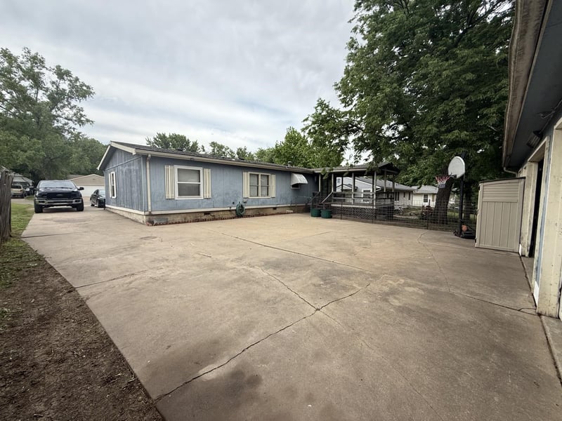 1509 W Ash Ave, El Dorado, KS 67042